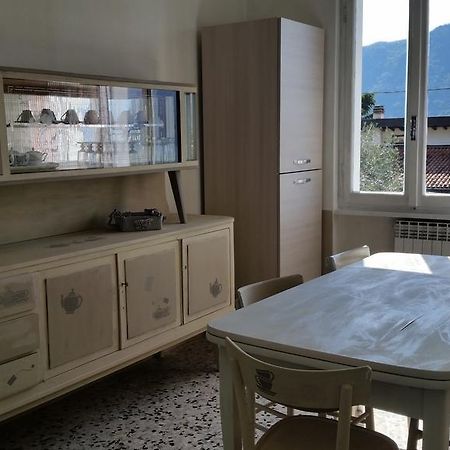 Apartment Iseo Lake Сале Маразино Стая снимка